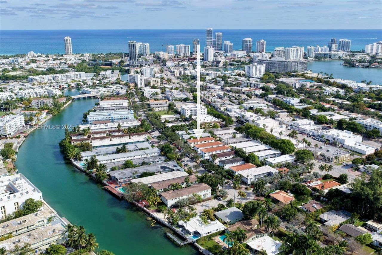 1220 Marseille Dr, Unit 5, Miami Beach, FL 33141 Photo