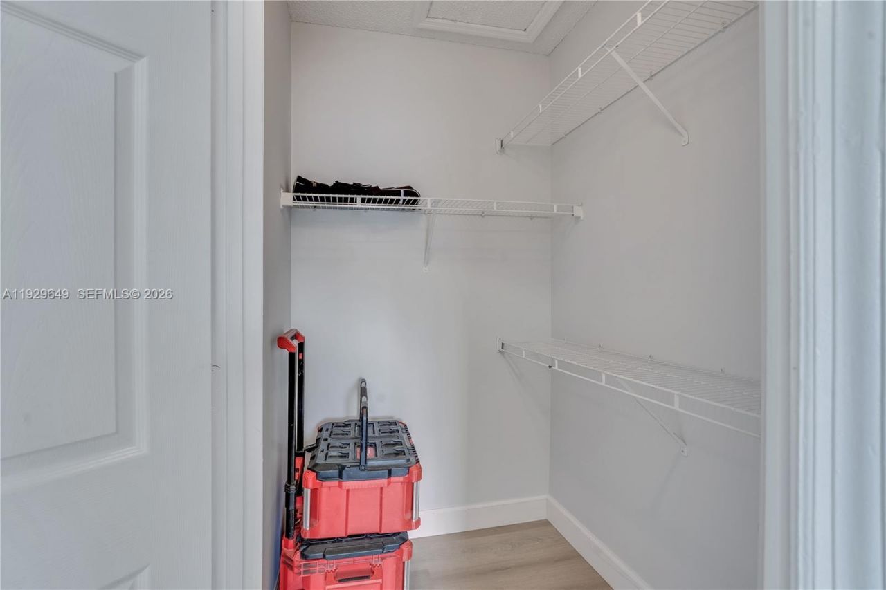 10288 Fox Trail Rd S, Unit 302, Royal Palm Beach, FL 33411 Photo