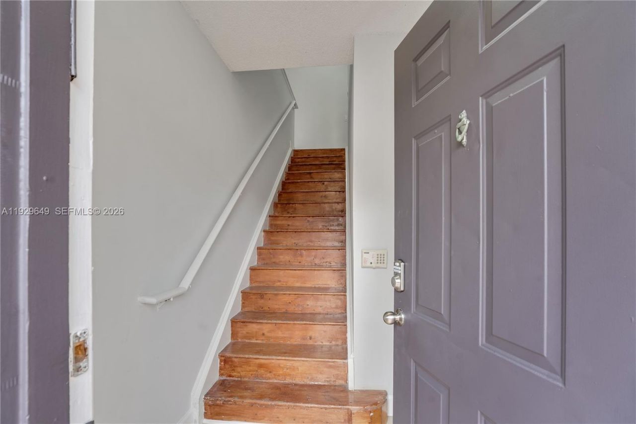 10288 Fox Trail Rd S, Unit 302, Royal Palm Beach, FL 33411 Photo