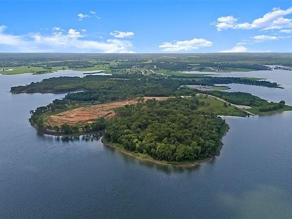 12408 FM-1396 , Unit A, Windom, TX 75492