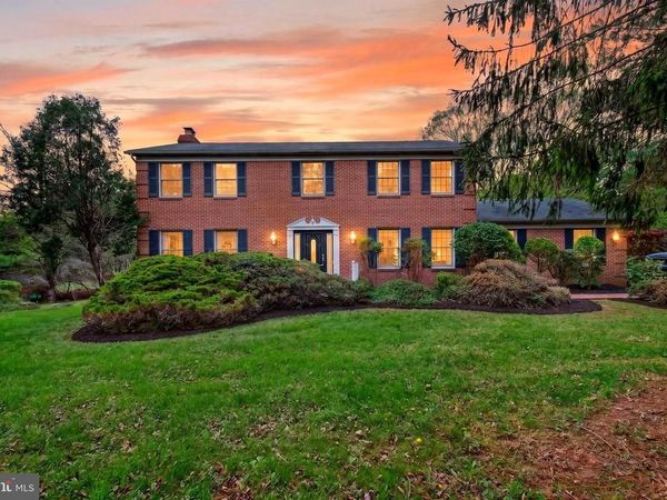 6 JONATHANS COURT, COCKEYSVILLE, MD 21030