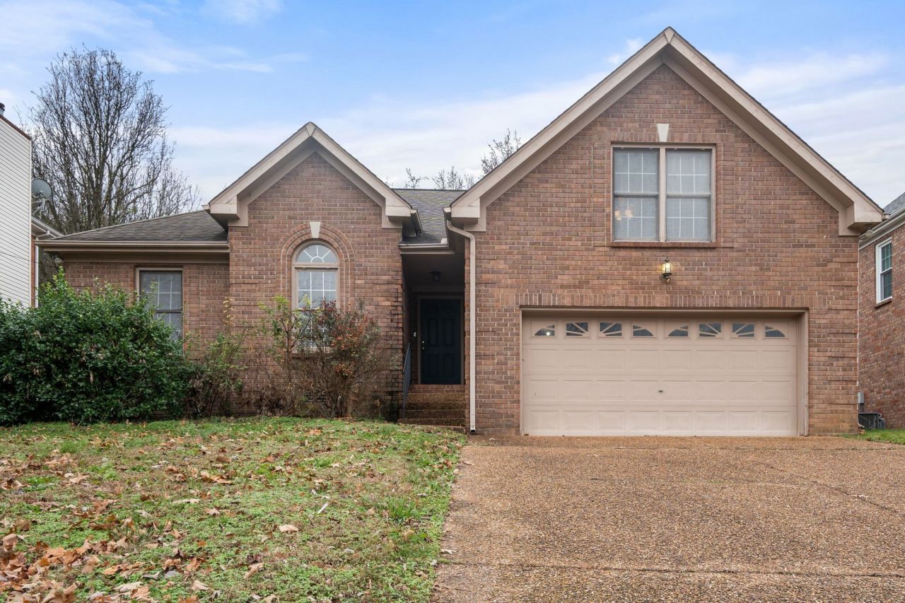 1332 Timber Valley Dr, Nashville, TN 37214 Main Photo