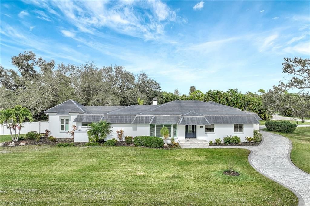 7060 Hendry Creek Dr, Fort Myers, FL 33908 Photo