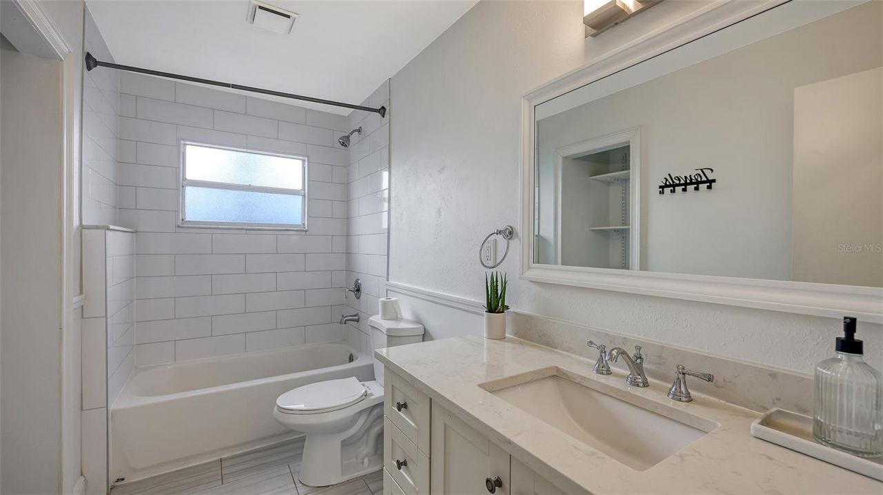 3820 Wilkinson Road, Sarasota, FL 34233 Photo