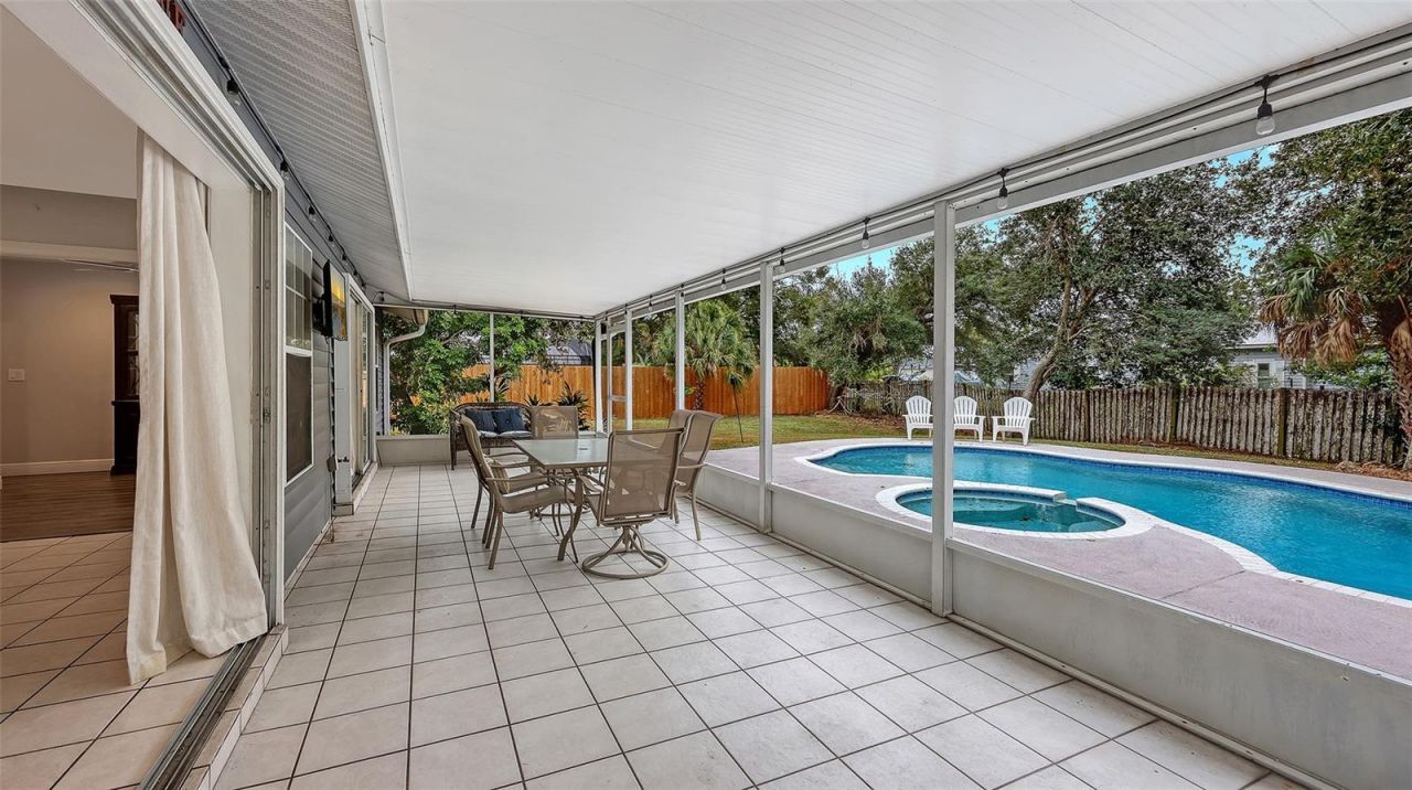 3820 Wilkinson Road, Sarasota, FL 34233 Photo
