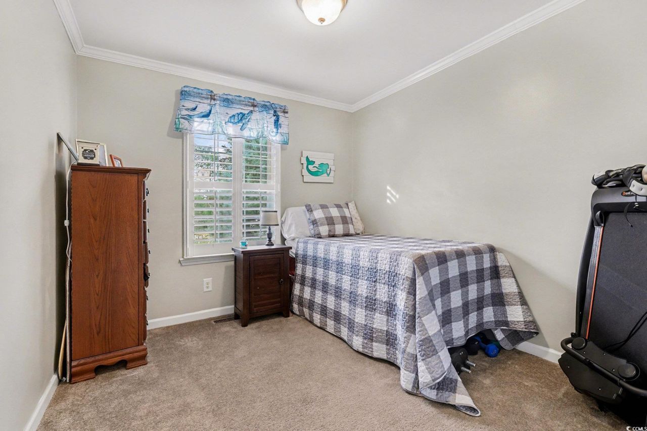 4480 Manitook Dr. Photo 13