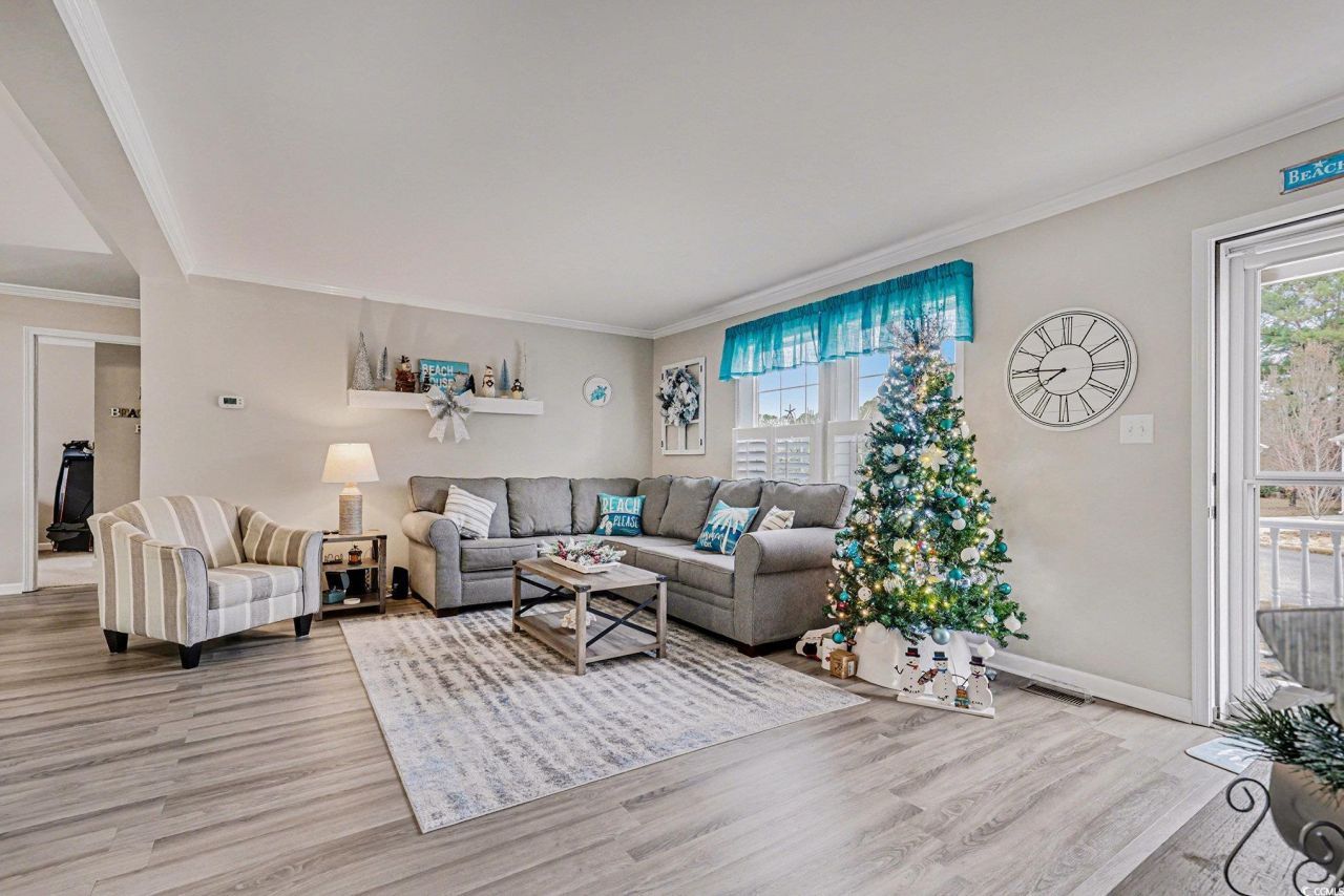 4480 Manitook Dr. Photo 4