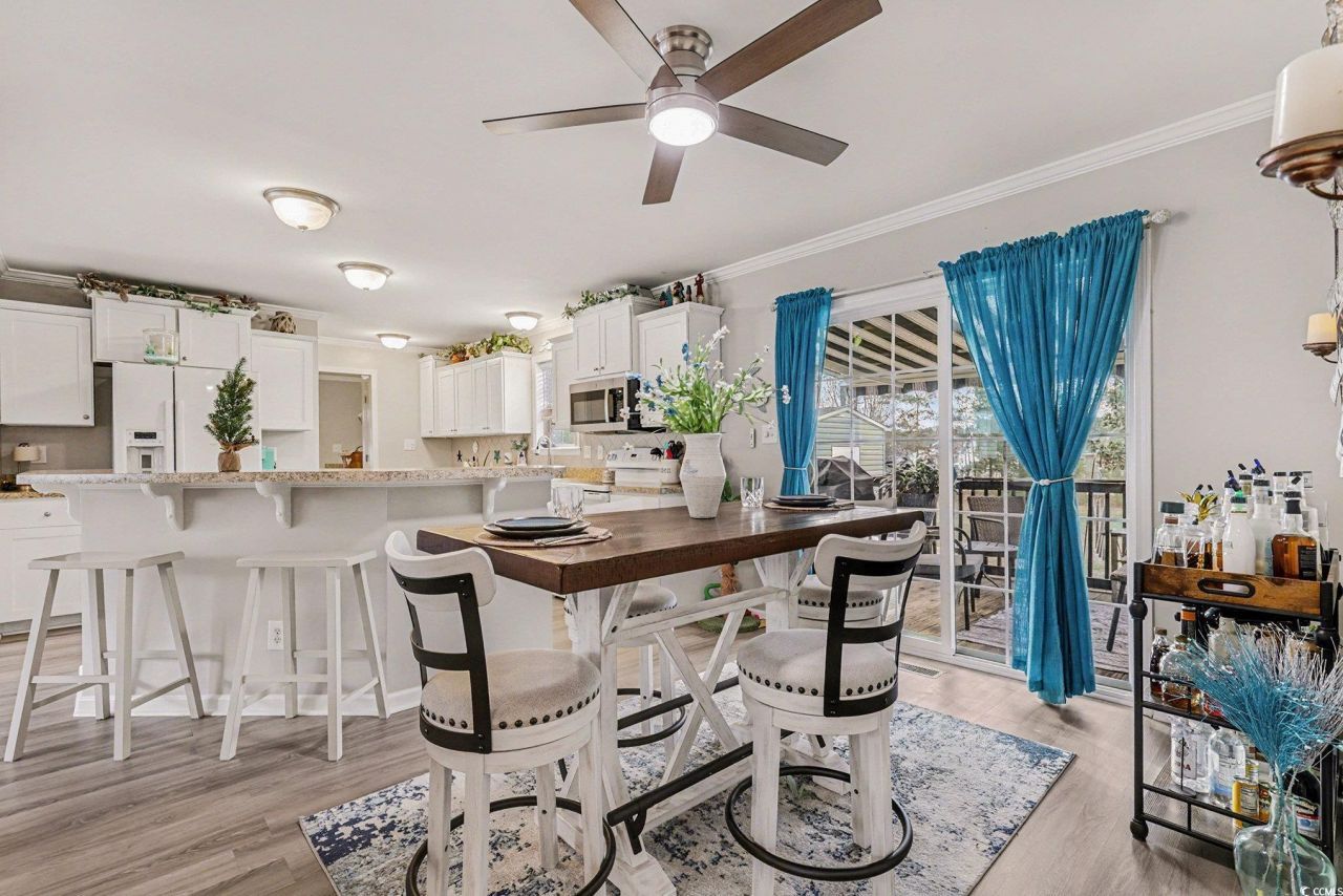 4480 Manitook Dr. Photo 7