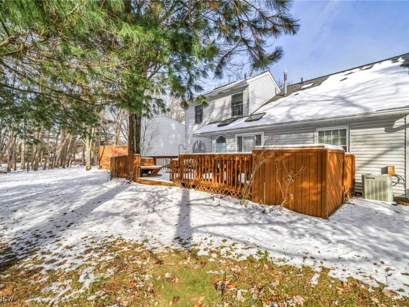 17922 Cambridge Oval, Strongsville, OH 44136 Photo 28