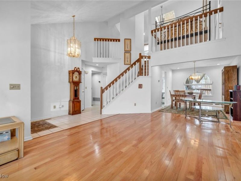 17922 Cambridge Oval, Strongsville, OH 44136 Photo 3