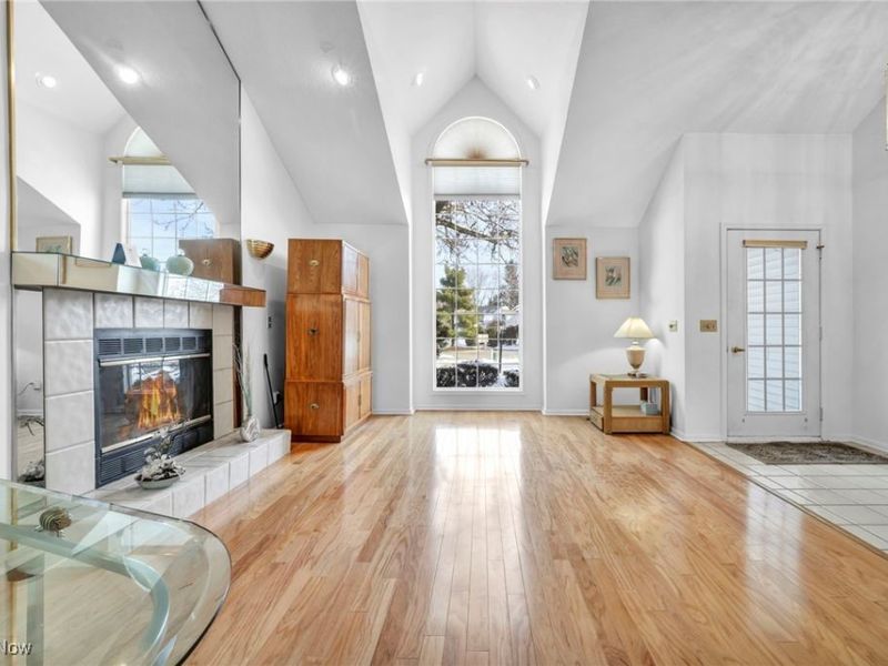 17922 Cambridge Oval, Strongsville, OH 44136 Photo 4