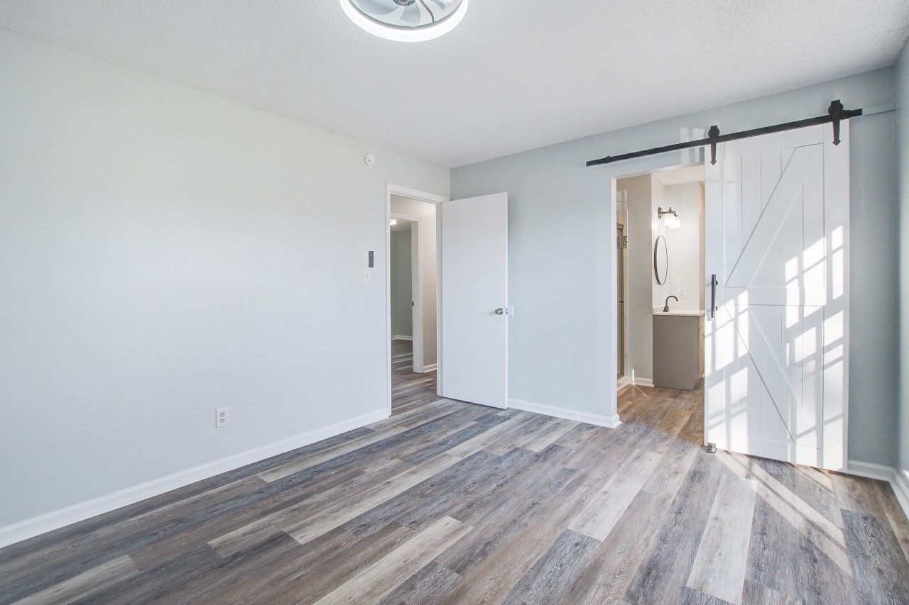 104 Belmont Court Photo 13