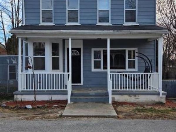 910 SMITH DRIVE, YORK, PA 17408