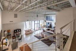 517 King Street Street photo 4