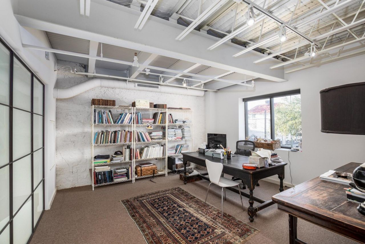 517 King Street Street Photo 7