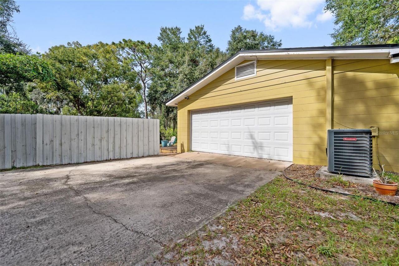 209 NE Triplet Drive, Casselberry, FL 32707 Photo