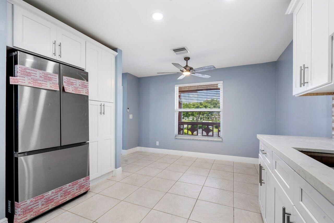 1740 NW 19th Terrace, Unit 204, Delray Beach, FL 33445 Photo