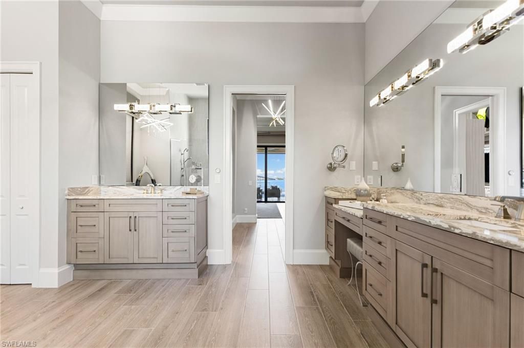 12484 Riverside Dr, Fort Myers, FL 33919 Photo