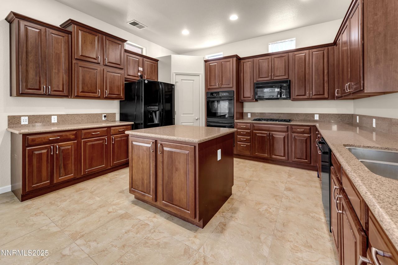 9900 Wilbur May Parkway, Unit APT 1802, Reno, NV 89521 Photo