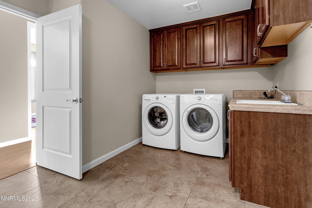 9900 Wilbur May Parkway, Unit APT 1802, Reno, NV 89521 Photo