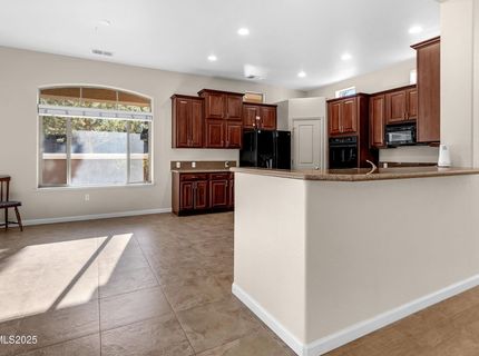 9900 Wilbur May Parkway, Unit APT 1802, Reno, NV 89521 Photo