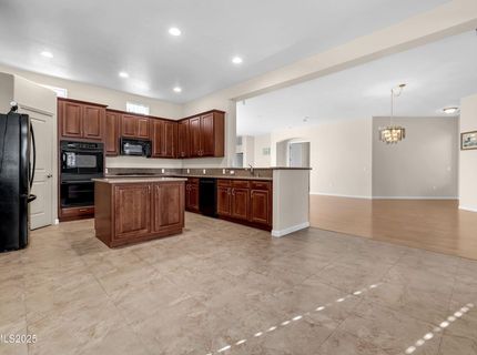 9900 Wilbur May Parkway, Unit APT 1802, Reno, NV 89521 Photo