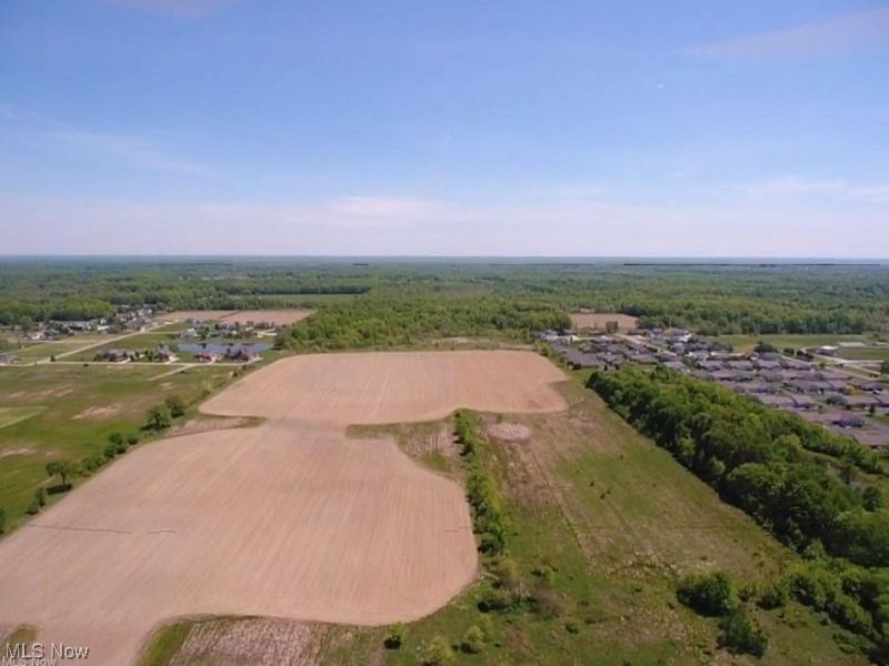 Mahoning Avenue, Champion, OH 44483 Photo 2