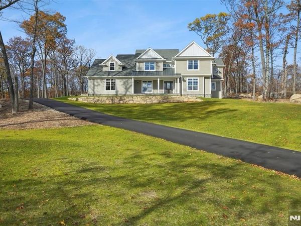 3 Bristol Ridge Road, Boonton Township, NJ 07005