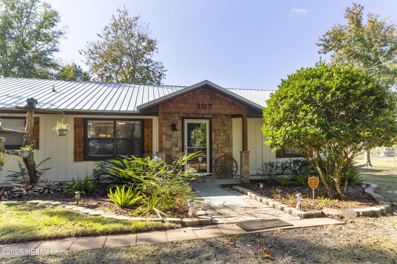 107 Church Lake Drive, Interlachen, FL 32148 Photo