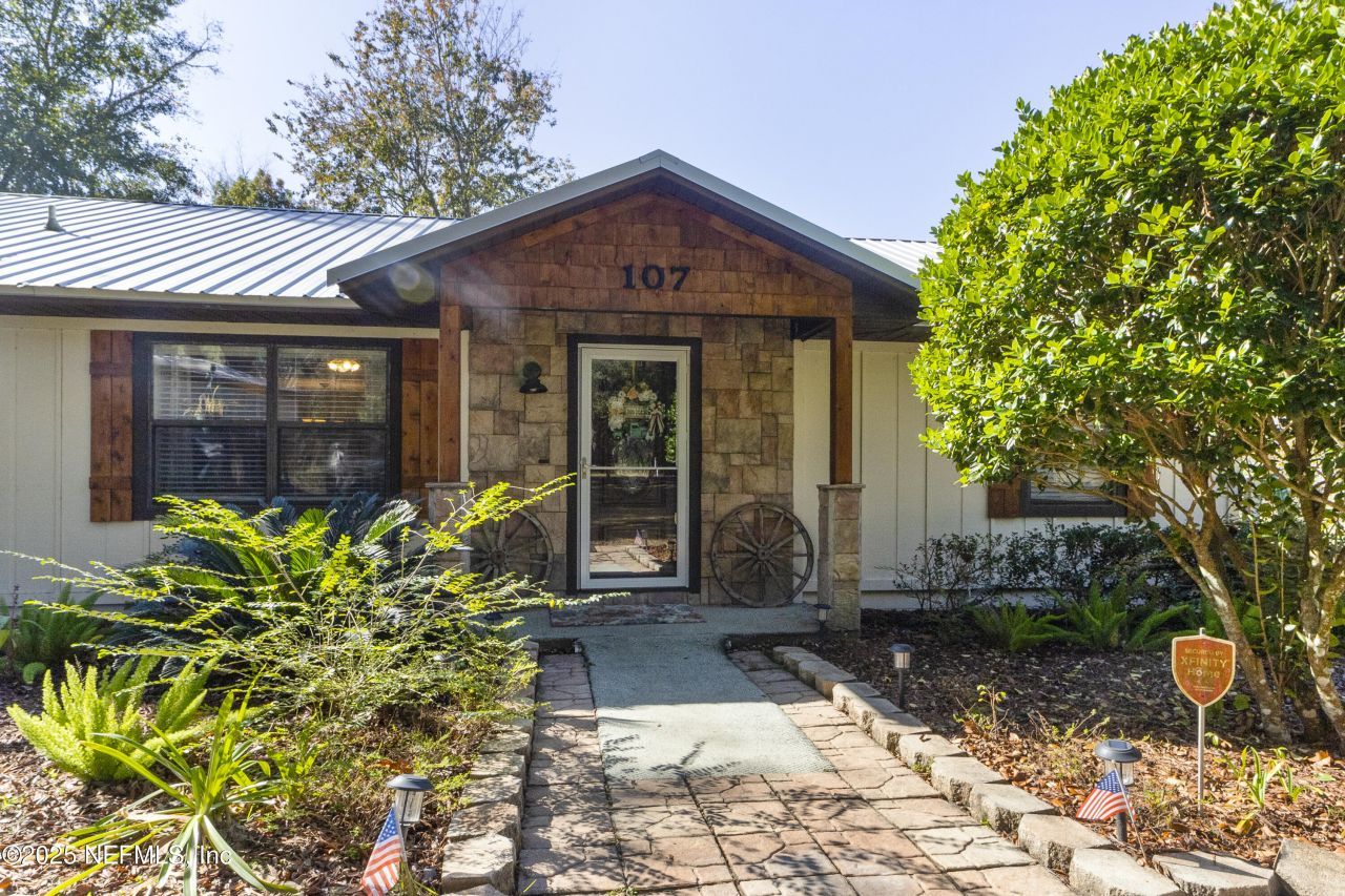 107 Church Lake Drive, Interlachen, FL 32148 Photo