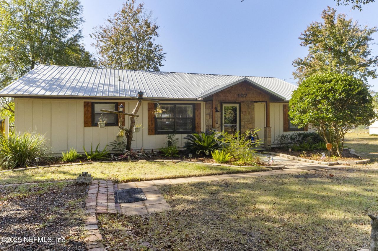 107 Church Lake Drive, Interlachen, FL 32148 Photo