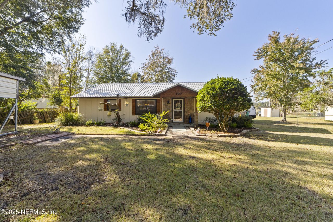 107 Church Lake Drive, Interlachen, FL 32148 Photo