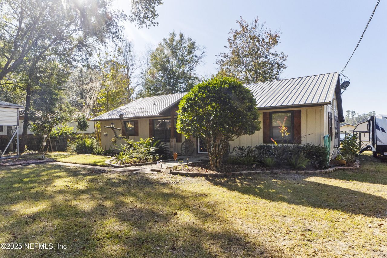 107 Church Lake Drive, Interlachen, FL 32148 Photo