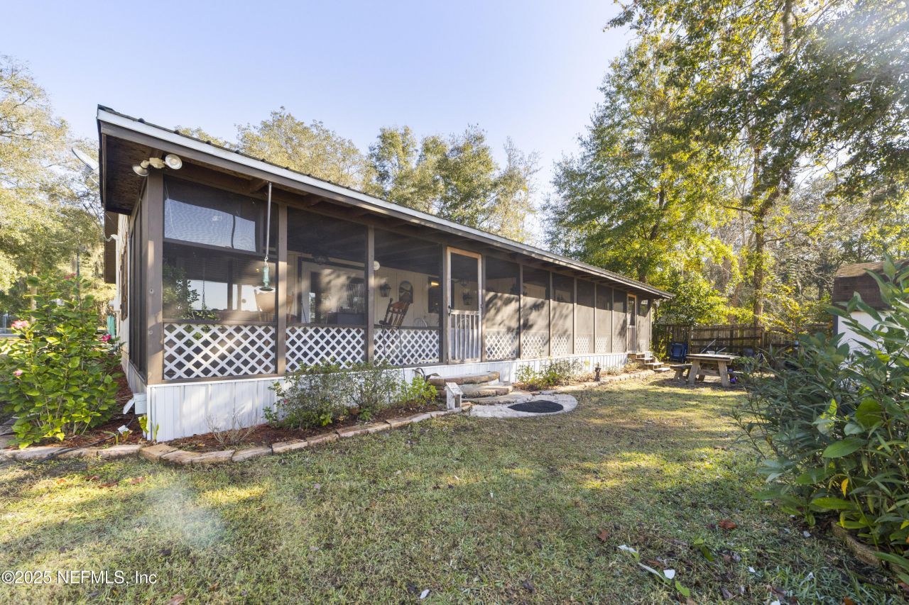 107 Church Lake Drive, Interlachen, FL 32148 Photo