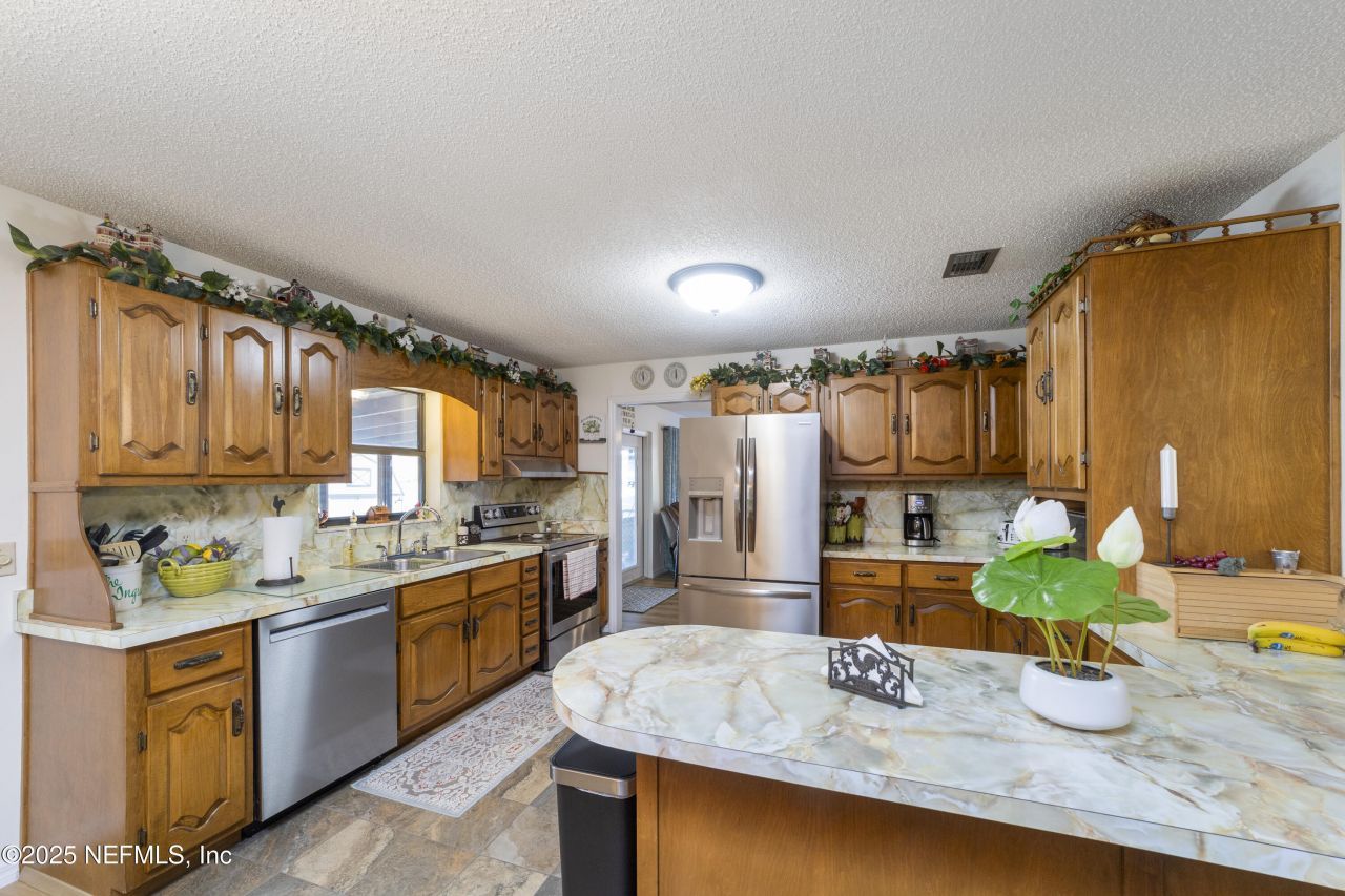 107 Church Lake Drive, Interlachen, FL 32148 Photo