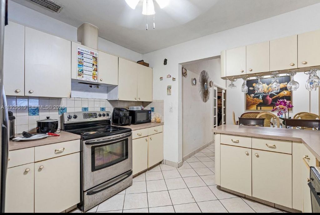 1400 SW 29th Ave, Miami, FL 33145 Photo