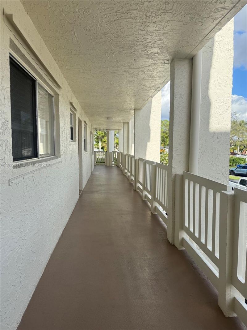6890 Royal Palm Blvd, Unit 208H, Margate, FL 33063 Photo