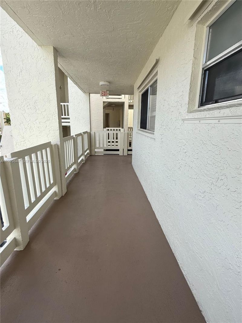 6890 Royal Palm Blvd, Unit 208H, Margate, FL 33063 Photo