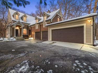 3412 Timberlake Drive, Commerce Twp, MI 48390