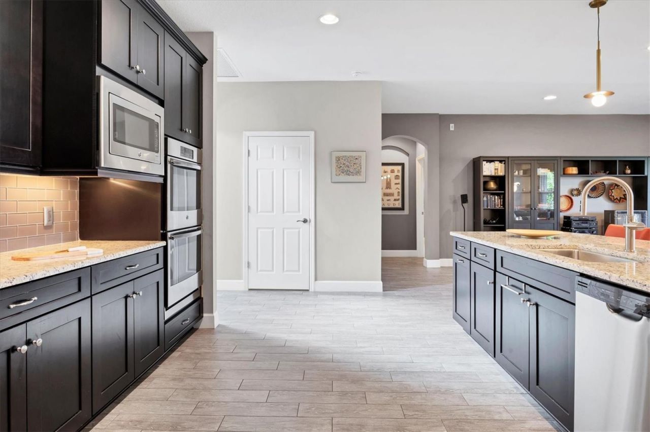 6347 Anise Drive, Sarasota, FL 34238 Photo