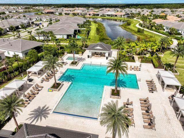 10088 Regency Way, Palm Beach Gardens, FL 33412 Photo