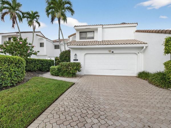 19629 Bay Cove Drive, Boca Raton, FL 33434