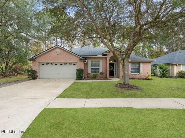 573 MISTY MORNING Court, Jacksonville, FL 32218