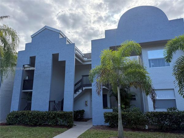 665 SW 113th Way, Unit 665, Pembroke Pines, FL 33025