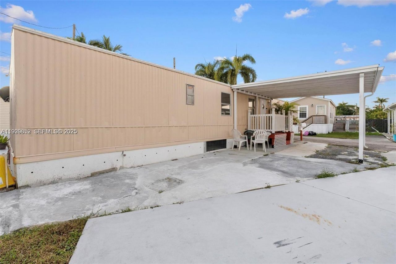 17350 SW 232nd St Lot 29, Miami, FL 33170 Photo