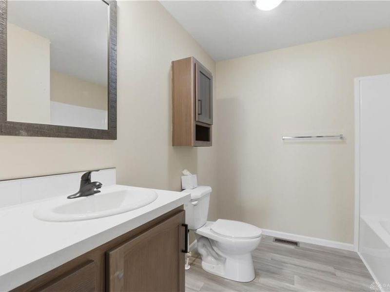 411 Kalynn Circle, Unit 30, Fairborn, OH 45324 Photo 9