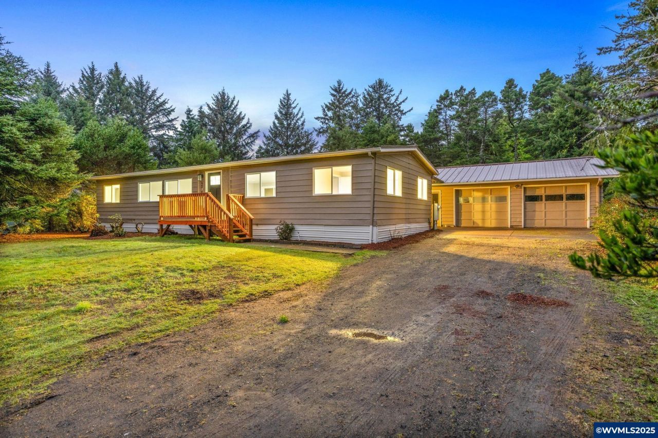 275 SE 143rd St, South Beach, OR 97366 Main Photo