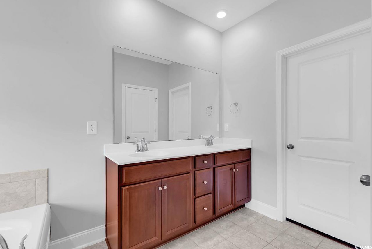 199 Southgate Ct. Photo 27