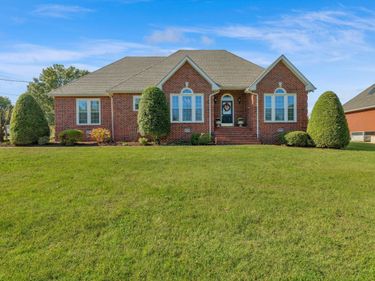 351 Jones Mill Rd, La Vergne, TN 37086