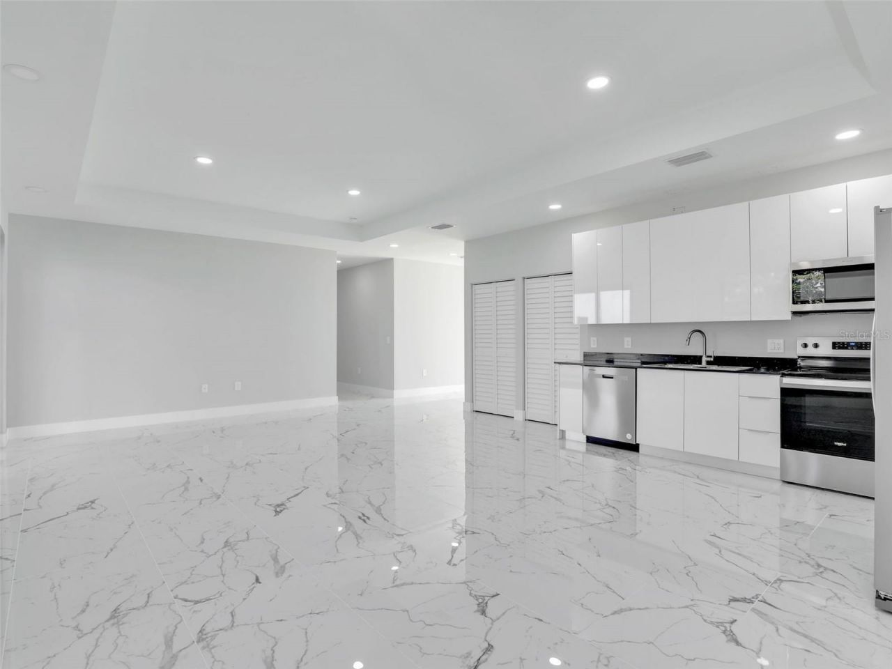 1423 NW 20th Terrace, Cape Coral, FL 33993 Photo